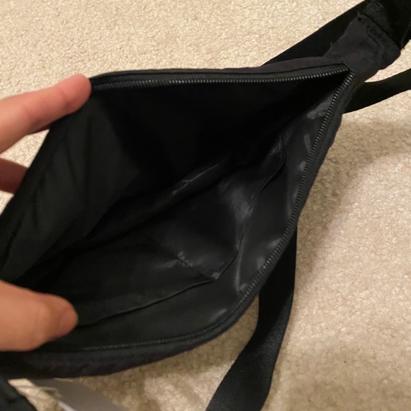 Alo women bag crossbody bag - Picture 2 of 4